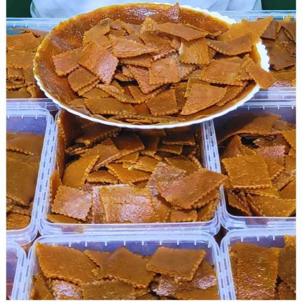 টক আমসত্ব ৬৫০ টাকা কেজি